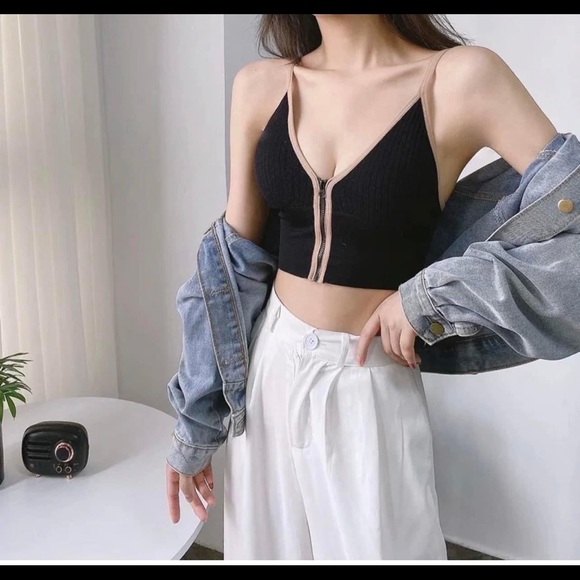 Women’s zip up bralette - Picture 5 of 15